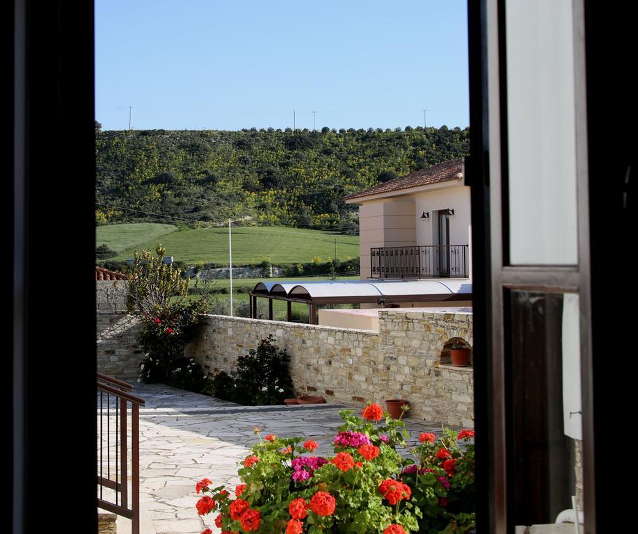 Charoullas Traditional Mansion Villa Alaminos Exterior photo