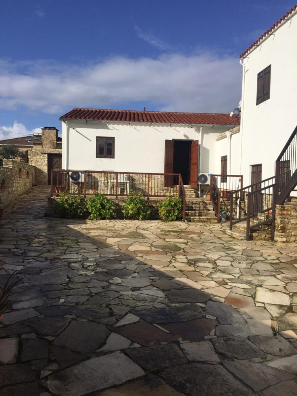 Charoullas Traditional Mansion Villa Alaminos Exterior photo